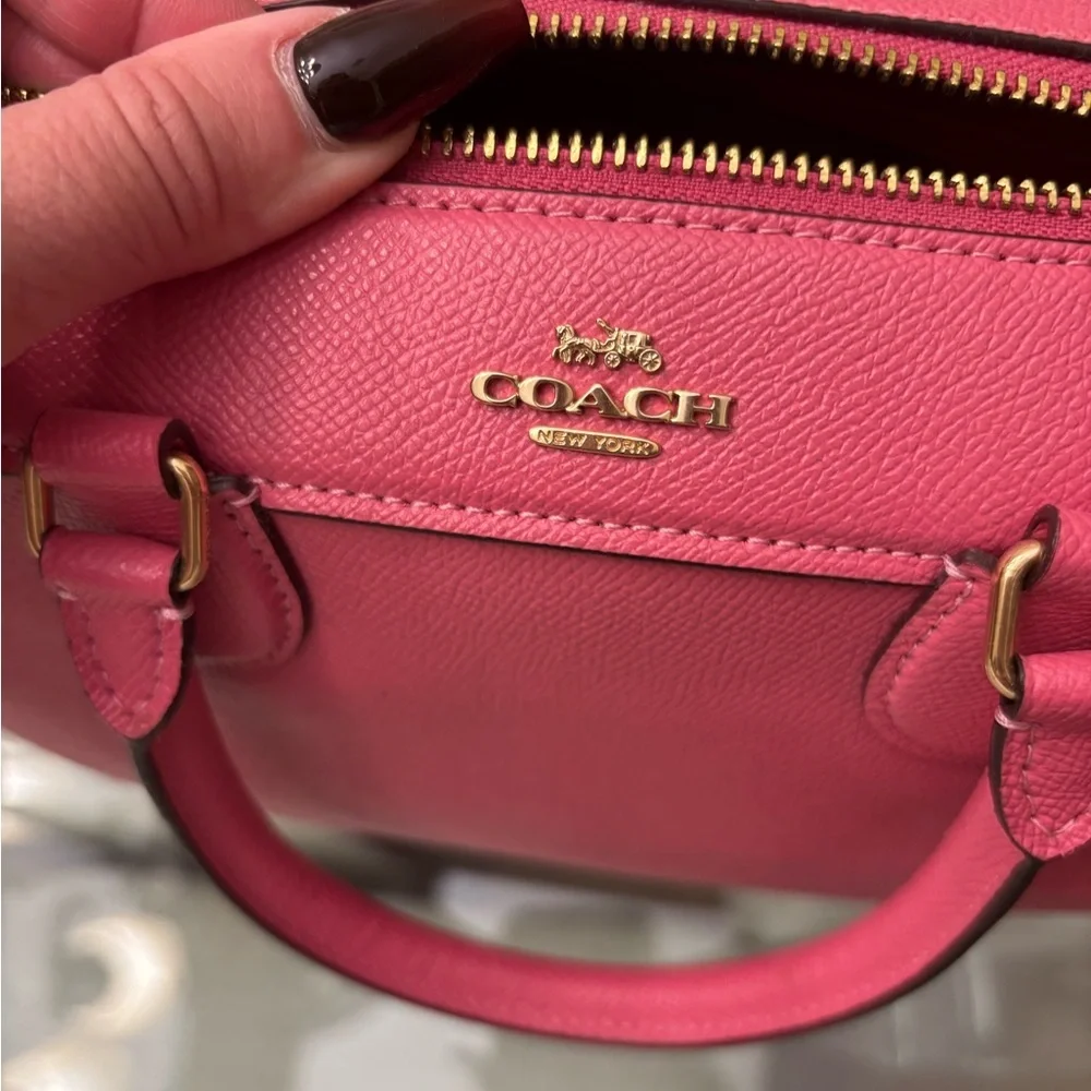 Authentic Coach Pink Mini Bennett/Excellent Condition - Picture 10 of 10